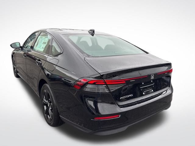 2025 Honda Accord SE - Photo 6