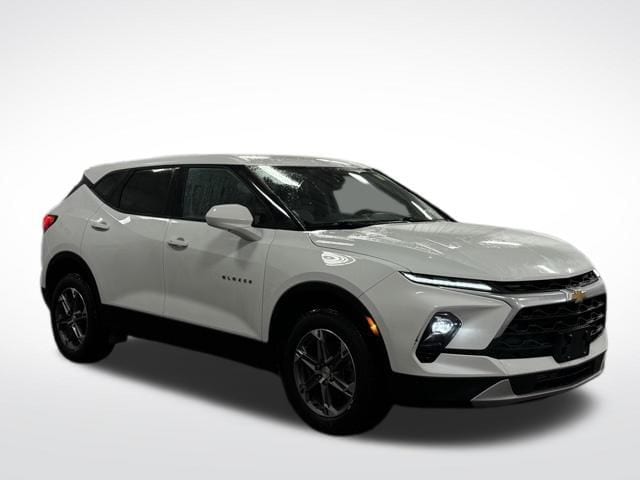 2023 CHEVROLET BLAZER - Image 4