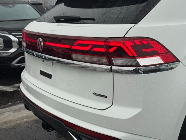 2025 VOLKSWAGEN ATLAS CROSS SPORT - Image 4