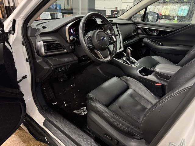 2023 SUBARU OUTBACK - Image 18