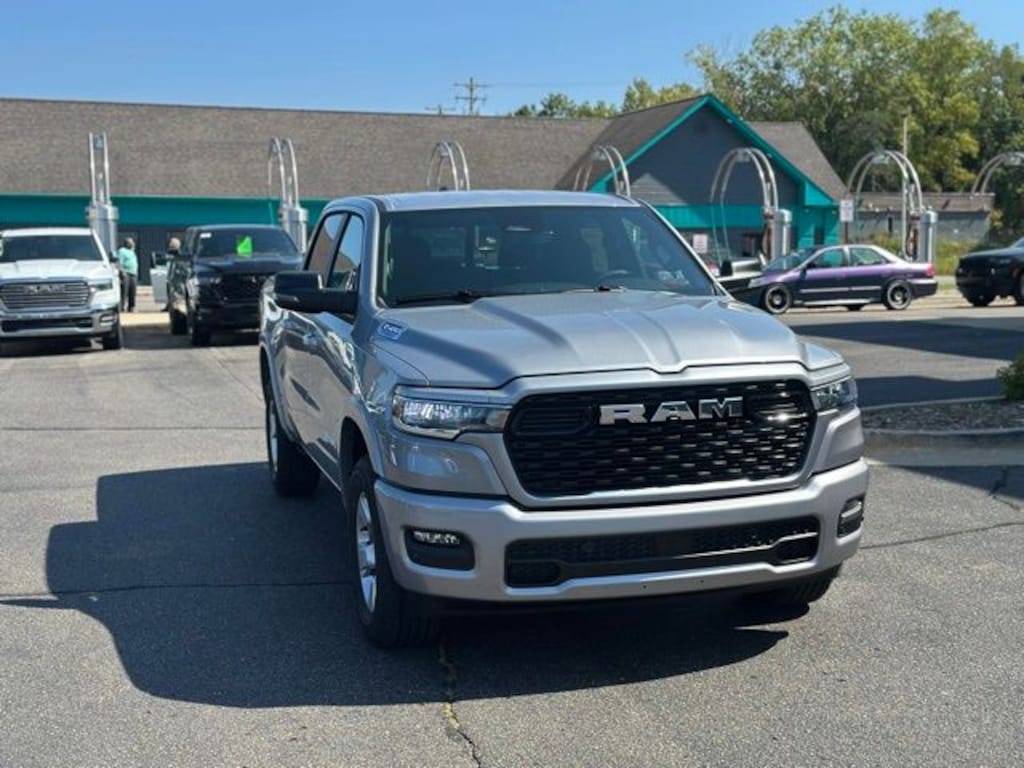 New 2025 Ram 1500 Big Horn/Lone Star Truck Crew Cab