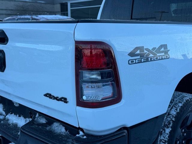 2024 RAM 1500 - Image 7