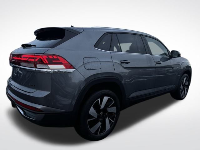 2025 Volkswagen Atlas Cross Sport SE Technology photo 2
