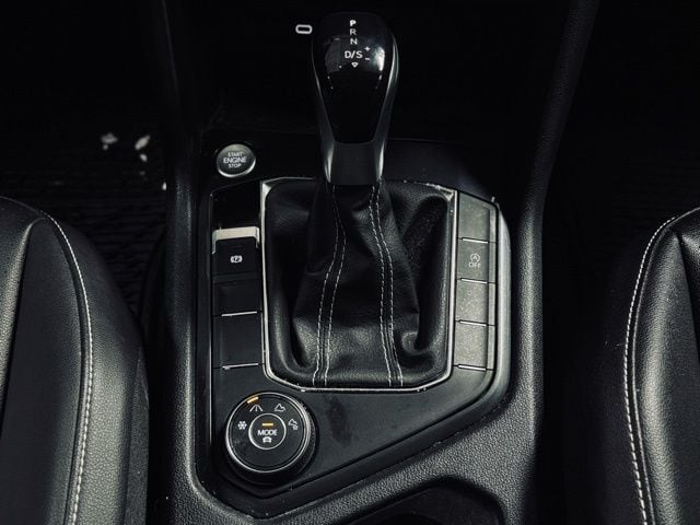 2022 VOLKSWAGEN TIGUAN - Image 28