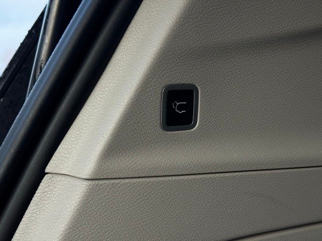 2024 CHRYSLER PACIFICA - Image 11