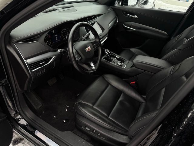 2023 CADILLAC XT4 - Image 16