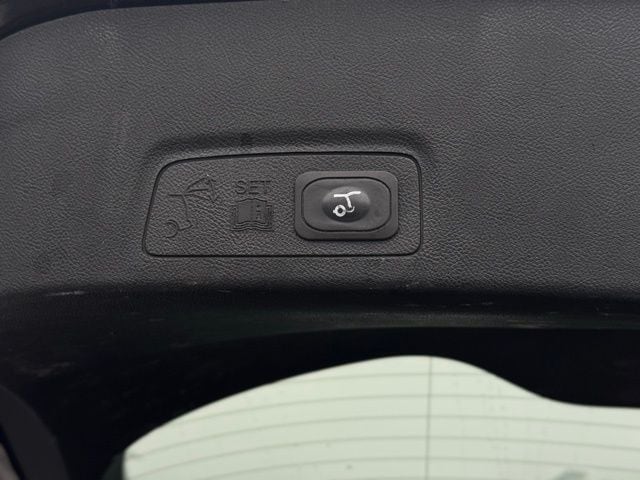 2019 LINCOLN MKC - Image 11