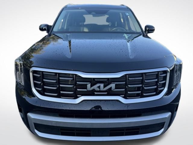 2024 Kia Telluride S photo 2