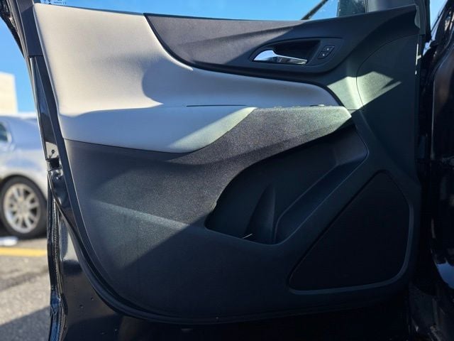 2024 CHEVROLET EQUINOX - Image 11