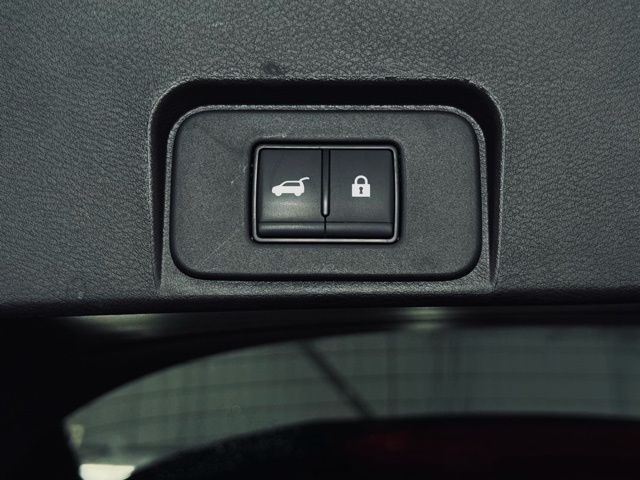 2024 NISSAN ROGUE - Image 11