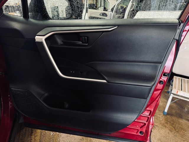 2024 TOYOTA RAV4 - Image 12