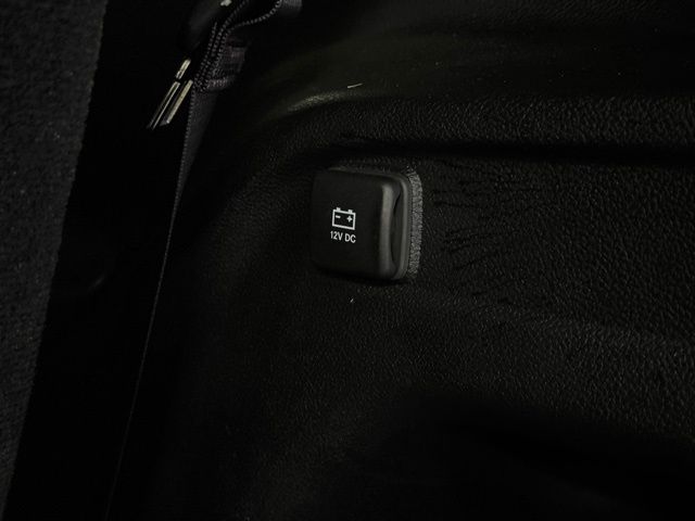 2023 JEEP GRAND CHEROKEE L - Image 11