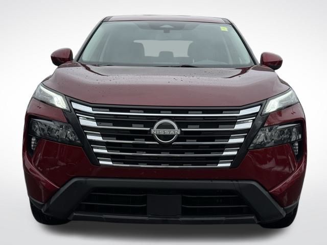 2024 Nissan Rogue SV AWD photo 2