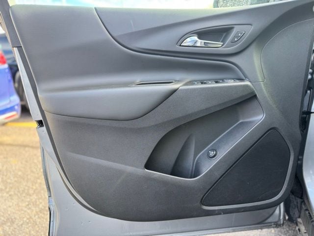 2023 CHEVROLET EQUINOX - Image 12