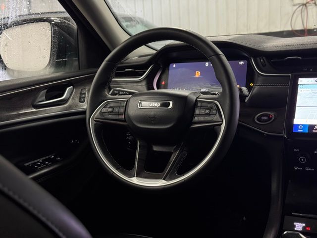 2023 JEEP GRAND CHEROKEE L - Image 28