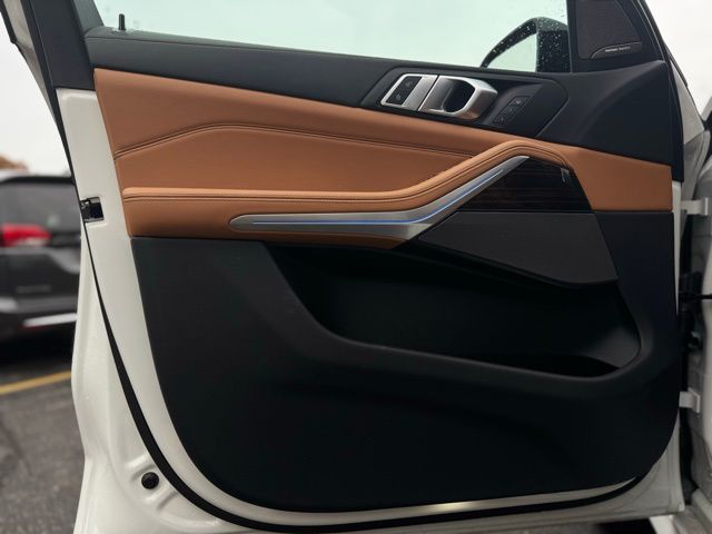 2026 BMW X5 - Image 15