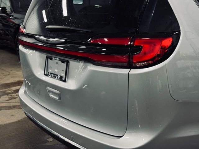 2024 CHRYSLER PACIFICA - Image 7