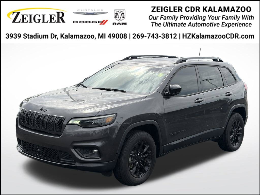 2023 Jeep Cherokee Altitude Lux