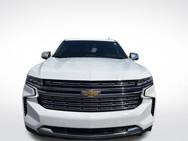 2023 Chevrolet Suburban Premier photo 2