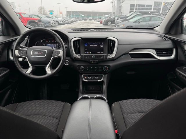 2024 GMC TERRAIN - Image 19