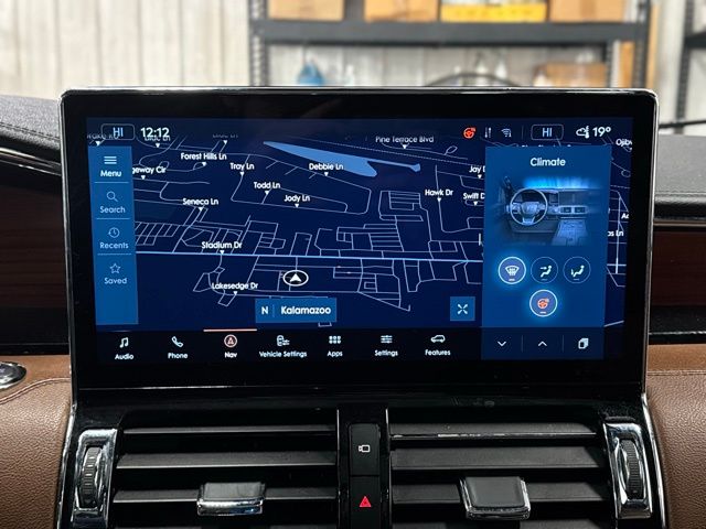 2024 LINCOLN NAVIGATOR L - Image 40