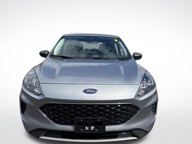 2022 Ford Escape SE photo 2