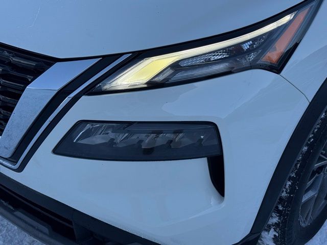 2023 NISSAN ROGUE - Image 2