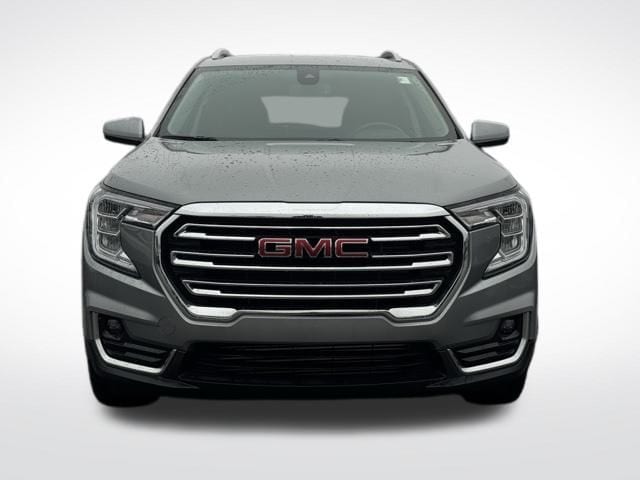 2024 GMC TERRAIN - Image 3