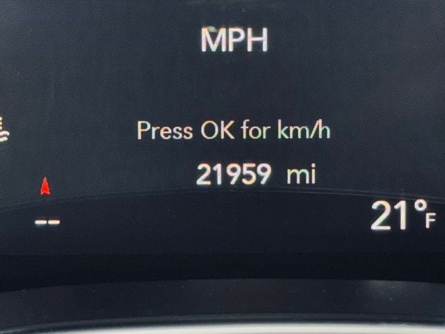 2025 CHRYSLER PACIFICA - Image 36