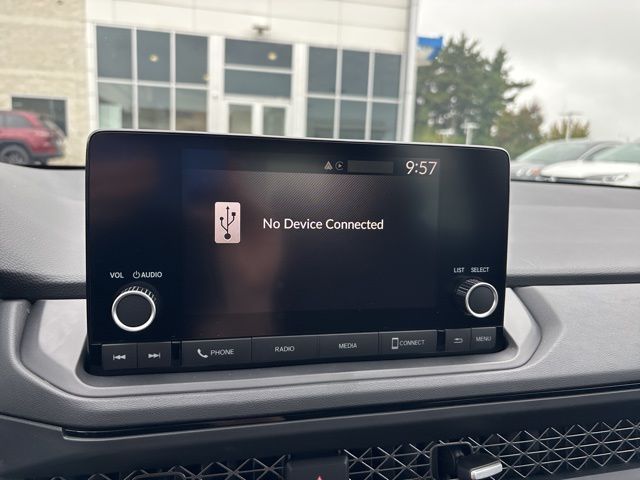 2025 Honda Accord SE - Photo 28