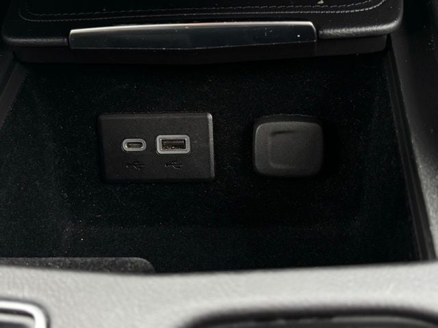 2023 CADILLAC XT4 - Image 29