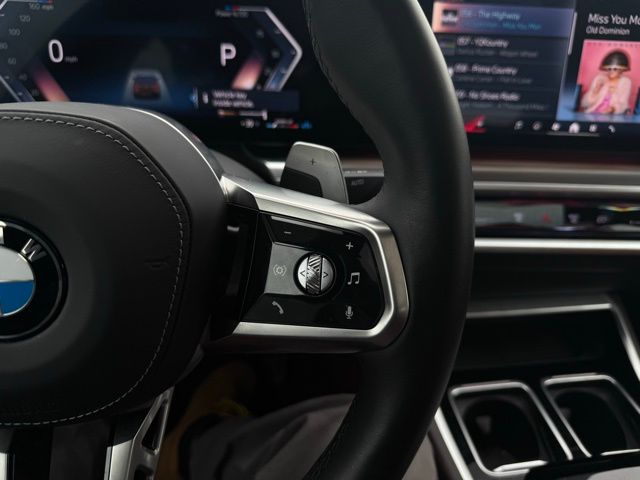 2023 BMW 760I - Image 31