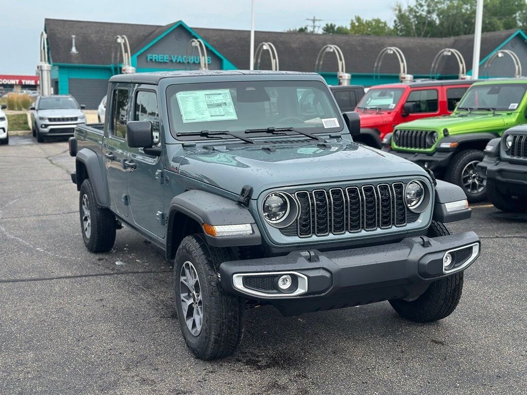 New 2026 Jeep Gladiator Sport Truck Crew Cab