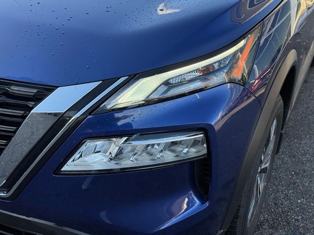 2023 NISSAN ROGUE - Image 2