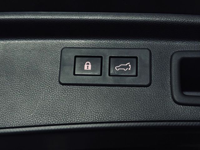 2022 SUBARU FORESTER - Image 12