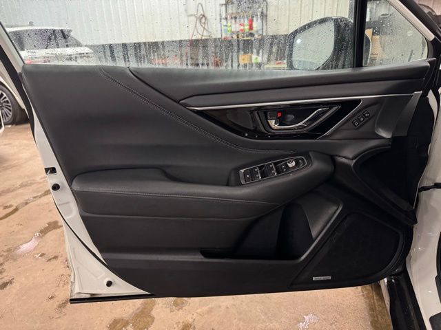 2023 SUBARU OUTBACK - Image 13