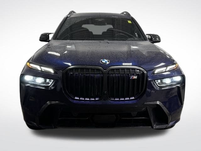 2024 BMW X7 - Image 2