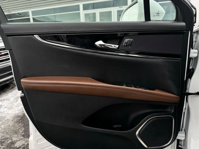 2023 LINCOLN NAUTILUS - Image 13