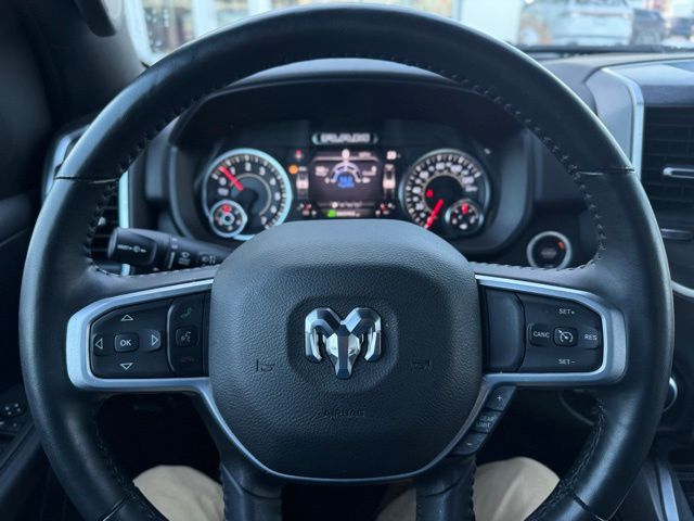 2024 RAM 1500 - Image 24