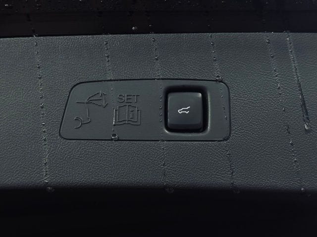 2022 LINCOLN CORSAIR - Image 12