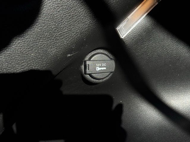 2023 JEEP COMPASS - Image 11