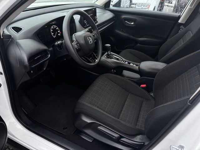 2023 HONDA HR-V - Image 17