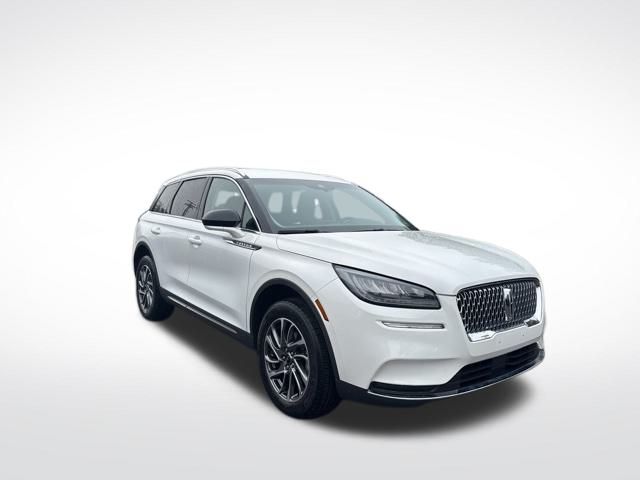 2022 Lincoln Corsair Standard photo 3