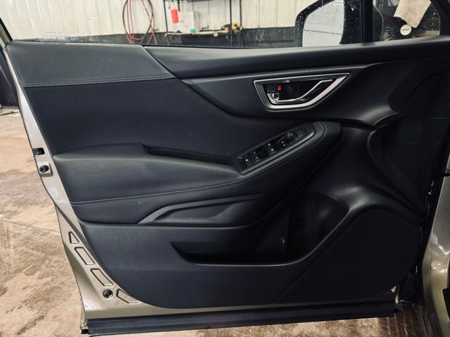 2023 SUBARU FORESTER - Image 13