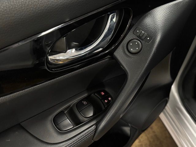 2022 NISSAN ROGUE SPORT - Image 12