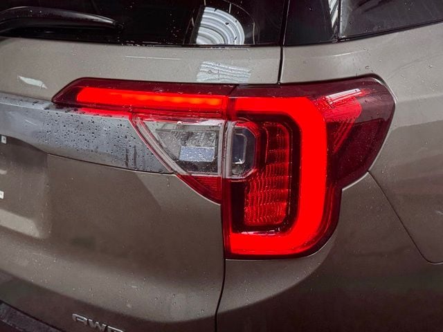 2023 GMC ACADIA - Image 7