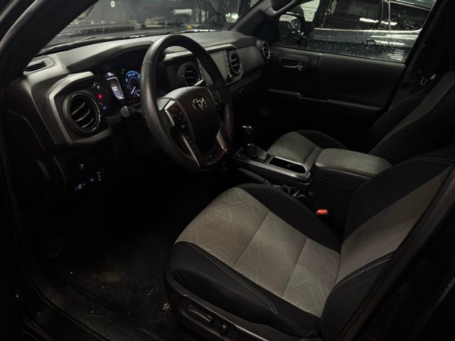 2022 TOYOTA TACOMA - Image 15