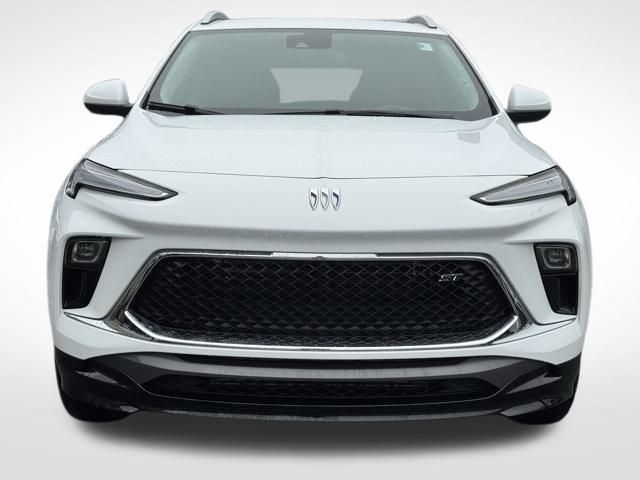 2024 Buick Encore GX Sport Touring photo 2