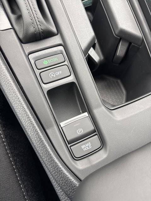 2025 Honda Accord SE - Photo 25