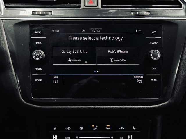 2022 VOLKSWAGEN TIGUAN - Image 32